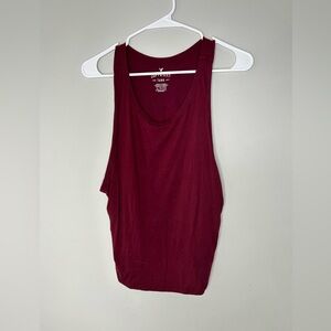 Soft & sexy American eagle maroon tank